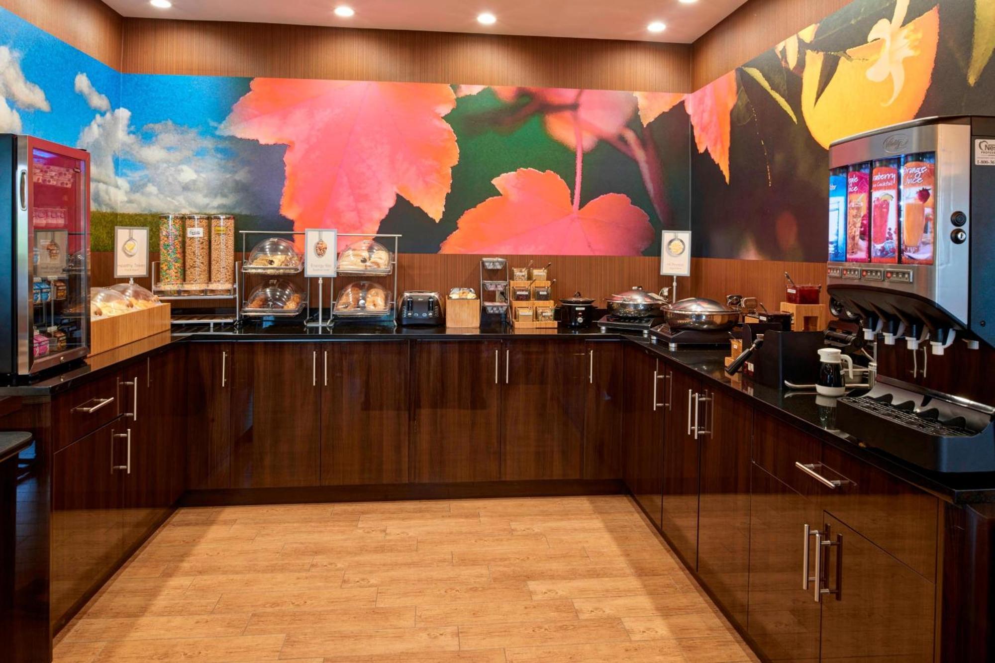 Fairfield Inn By Marriott Richmond New Paris Extérieur photo